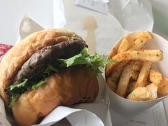 -龙治汉堡(中华城店)