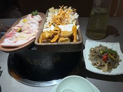 -野·大山里土鸡火锅(万科里店)