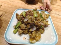 -先启半步颠小酒馆(常熟万达广场店)