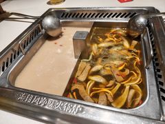 -海底捞火锅(长宁路龙之梦店)