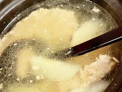 雪梨肉饼汤-佳佳麻辣烧菜馆