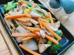 铁板扒什锦蔬菜-Jazz·ya 爵士屋(来福士店)