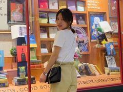 -西西弗书店(城西银泰城店)