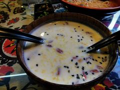 牛奶鸡蛋醪糟-勺子米线·云南传统小吃市集(四方街店)