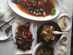 -巴陵全鱼席(湖南老字号汴河街店 )