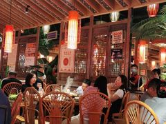 大堂-野山舂·贵州现舂酸汤火锅(鸿通城店)