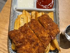 -HELLO 27 意面·沙拉·帕尼尼