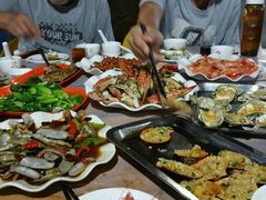 -覃记海鲜美食餐厅