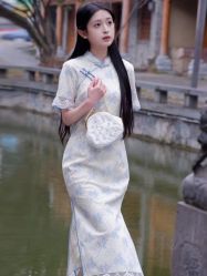 -租旗袍租礼服馆