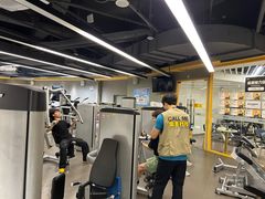 -超鹿运动(大唐世家店)