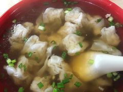 -张阿三馄饨店