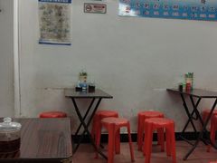 -陈老添美食店(宝华路店)