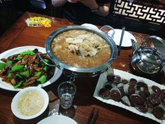 -老六杀猪菜(进乡街店)