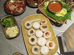 -草家酱蟹炭火烤肉店(珲春南路一店)