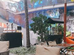 -Let'sBURGERplus·非常创意汉堡(三里屯店)