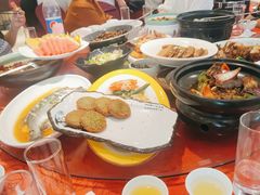 -沪华海鲜大酒楼(南汇店)