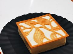 -潮一不贰·法式甜品·生日蛋糕·西式简餐(外滩店)