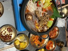 -草家酱蟹炭火烤肉店(珲春南路二店)
