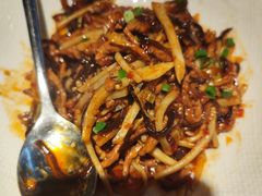 -初蓉丨遇见新川菜(亲贤街荣耀店)
