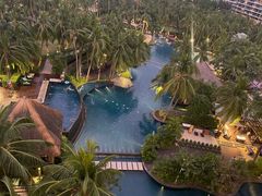 -三亚湾海居铂尔曼度假酒店