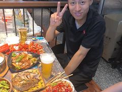 -老街烧烤大排档·地道湖北菜·龙虾馆(汉口火车站店)