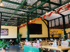 大堂-普兰达德国餐厅·德式脆皮烤猪肘·自酿啤酒(观唐店)