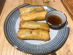 雪菜黄鱼春卷-南小蟹手工點心(三里屯店)