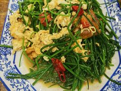 -老钟家烤羊排·敦伊阁清真餐厅胡羊焖饼