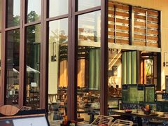 -瑰丽酒店·海吧·天际下午茶·现场DJ·天台酒吧