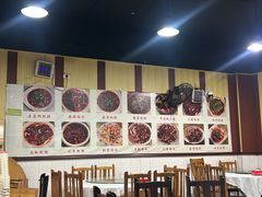 -彭肥肠川菜馆(华龙大道店)
