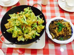-鲁班小馆(政四街店)