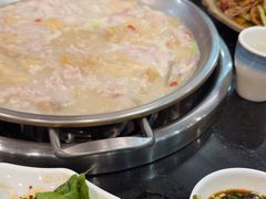 -老来福·非遗酸汤兔(凯旋路店)