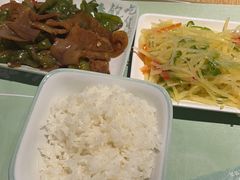 -老乡鸡(上海品尊国际中心店)