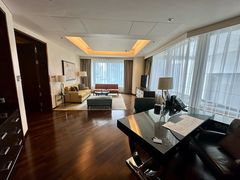 -深圳星河丽思卡尔顿酒店