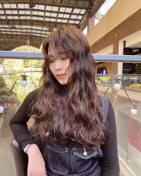 -MODEL'S HAIR