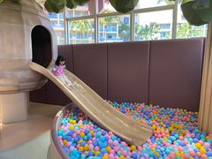 -水桶王国主题餐厅·聚会·生日派对·亲子活动·家庭套餐(亚龙湾希尔顿店)