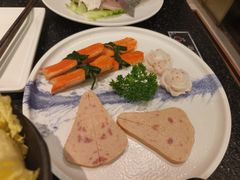 -得意咚瓜·顺德鱼生·冬瓜火锅(深圳首店)