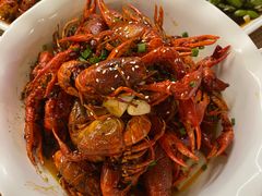 -霄汉牛三鲜湖北砂锅菜(万松园2店)
