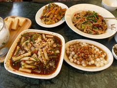 -啰啰冰屋(景洪总店)