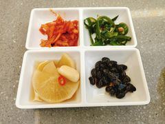 -豚妈妈汤饭·部队锅(南京东路店)