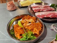 -围炉肉舍•炭烤活鳗•丹东海鲜烤肉(步行街店)