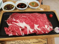 厚切雪花和牛肉-云渔堂蒸汽石锅鱼(万达店)