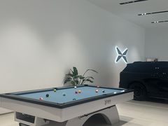 -小鹏汽车上海吴中路销售服务中心