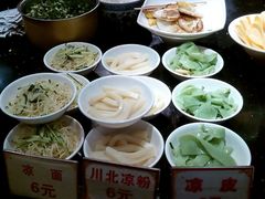 -八一路好吃街(雨田商务大厦店)