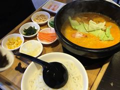 -滇越乘象云南餐厅(豆各庄店)