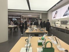 -华为智能生活馆(上海中山公园龙之梦)