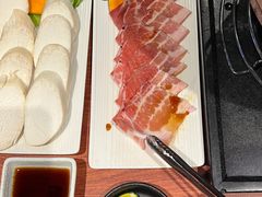 -山之屋炭火烧肉·生啤畅饮(大朗万科中央公园店)