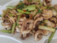 -覃记海鲜美食餐厅