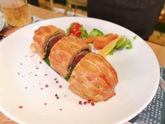 -米德维奇俄式西餐厅(西六道街店)