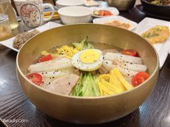 -釜山豚骨汤饭(芝罘万达广场店)
